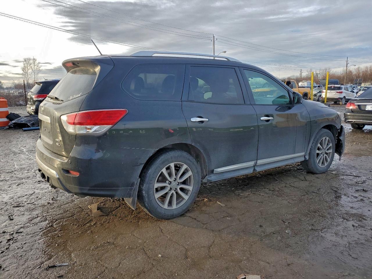 2016 NISSAN PATHFINDER