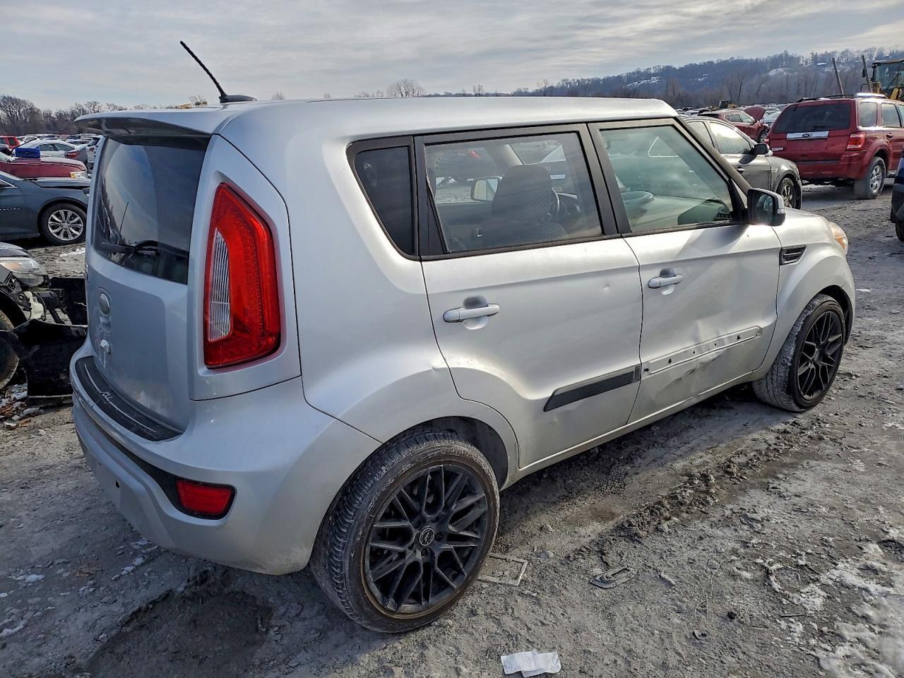 2013 KIA SOUL