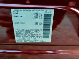 2022 NISSAN LEAF