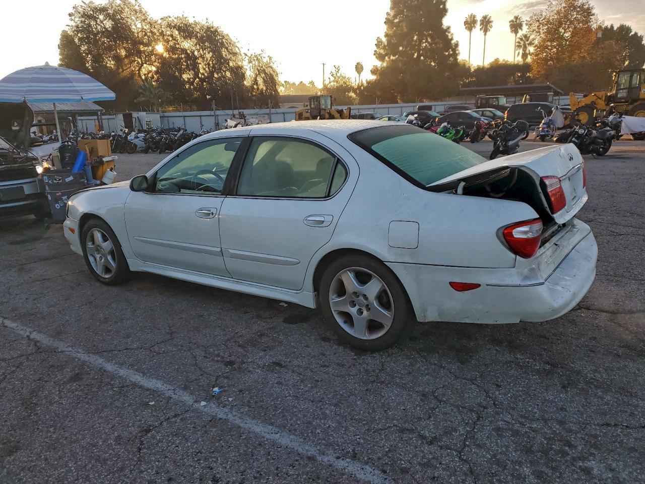 2001 INFINITI I30