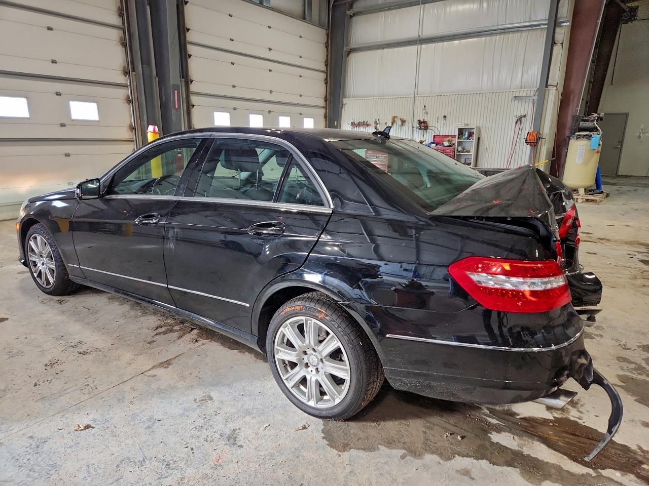 2013 MERCEDES-BENZ E-Class
