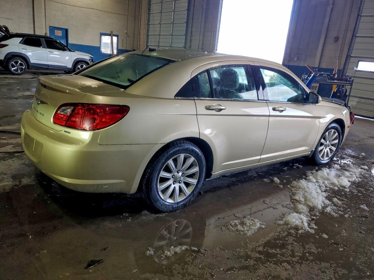 2010 CHRYSLER Sebring