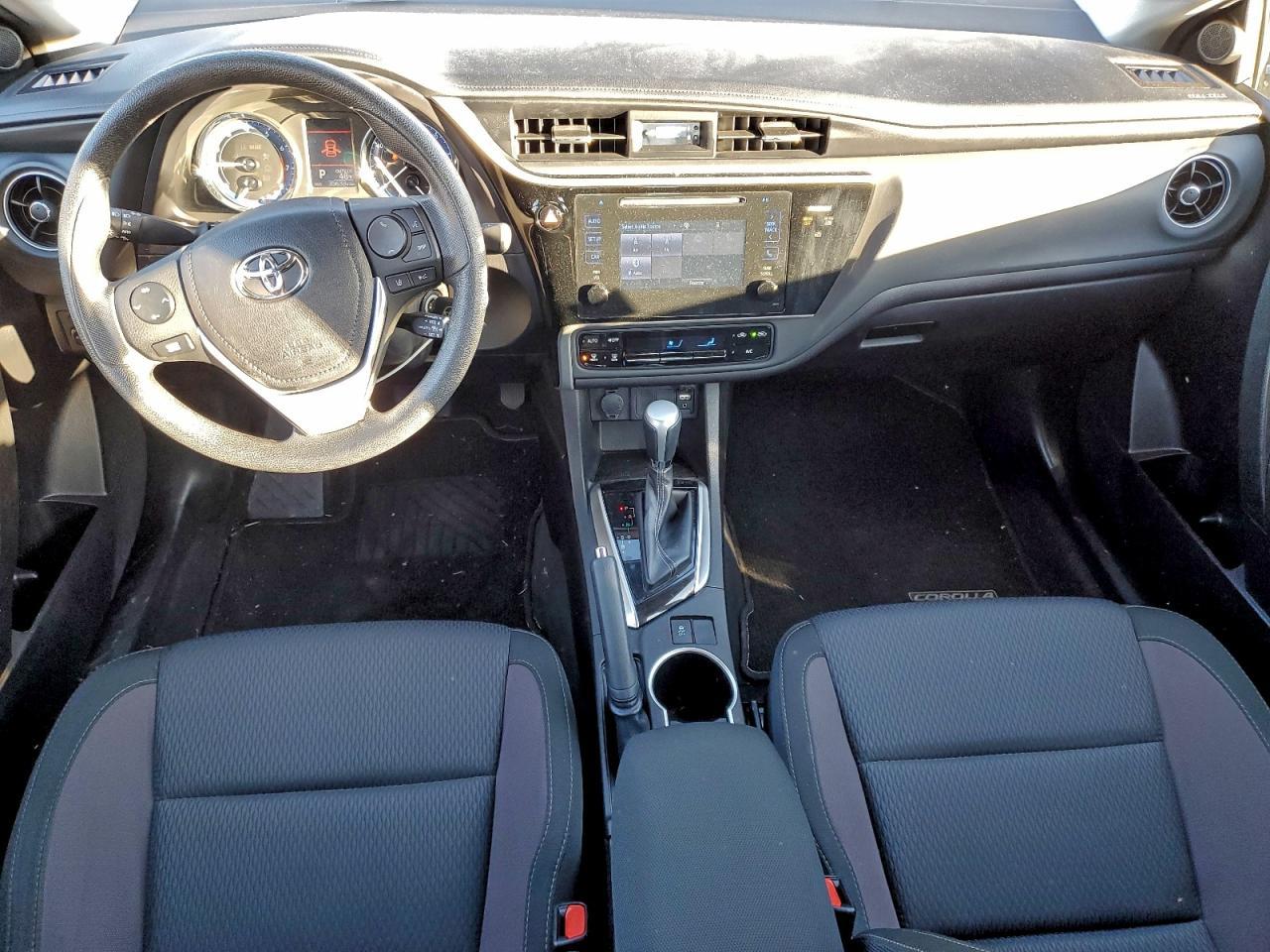 2017 TOYOTA COROLLA