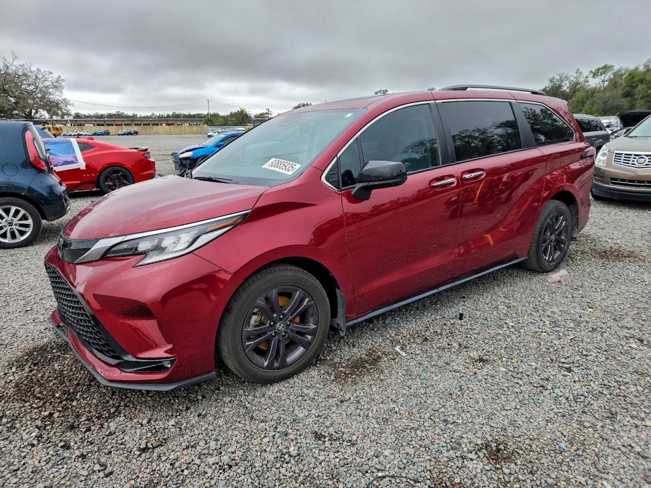 2024 TOYOTA SIENNA