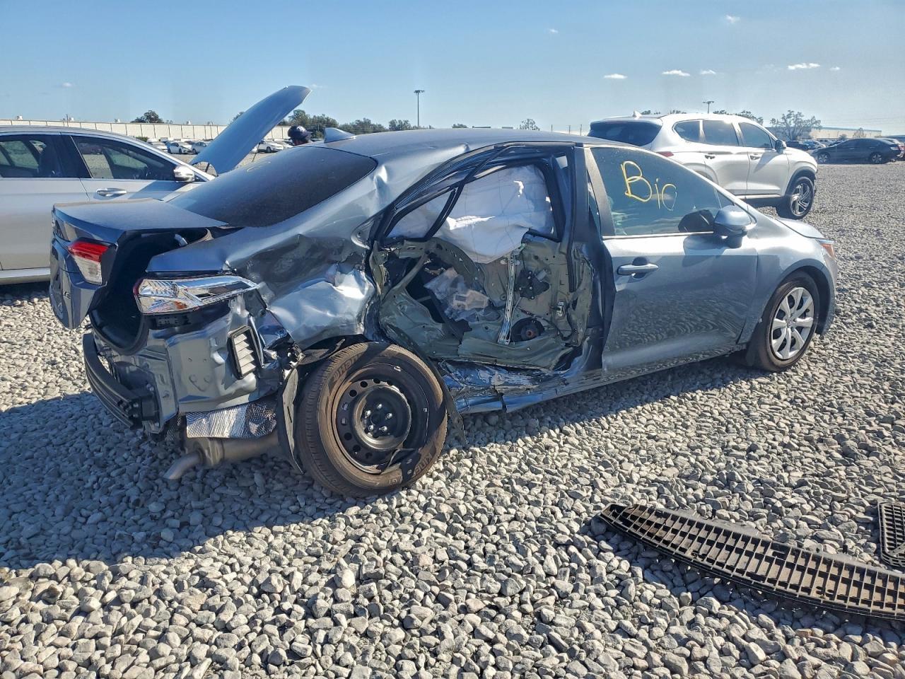 2025 TOYOTA COROLLA