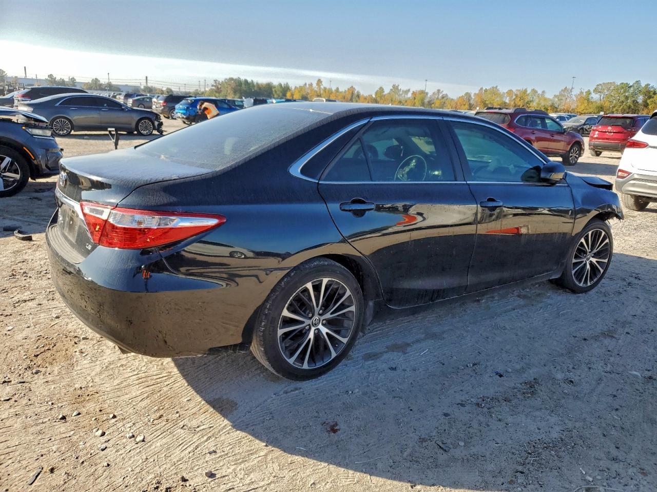 2015 TOYOTA CAMRY