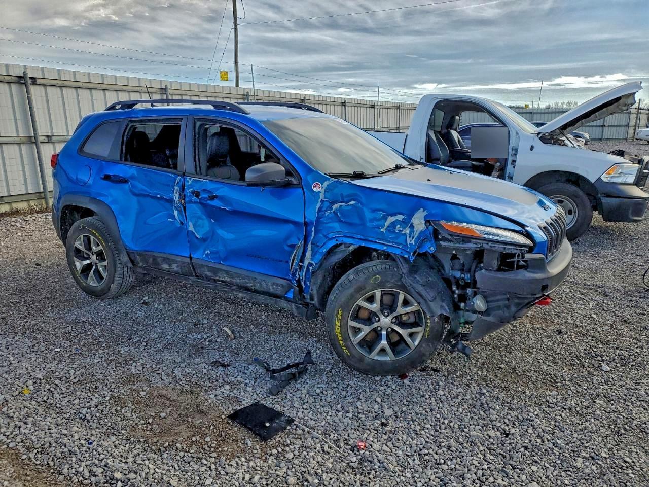 2018 JEEP CHEROKEE