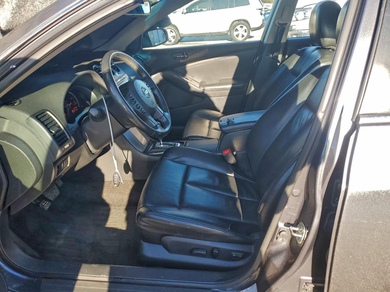 2012 NISSAN ALTIMA