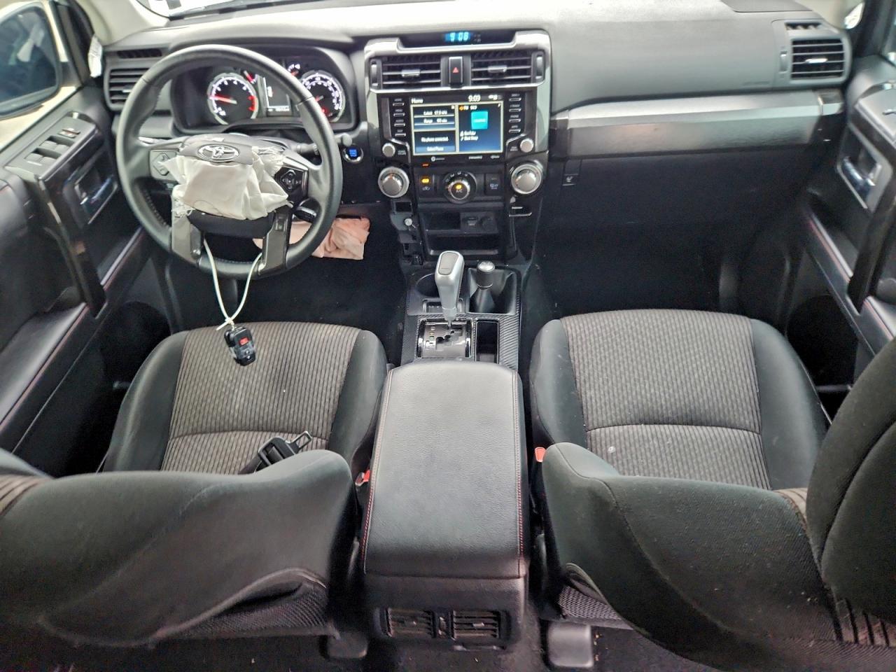 2022 TOYOTA 4Runner