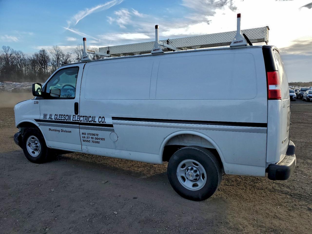 2025 CHEVROLET Express 3500