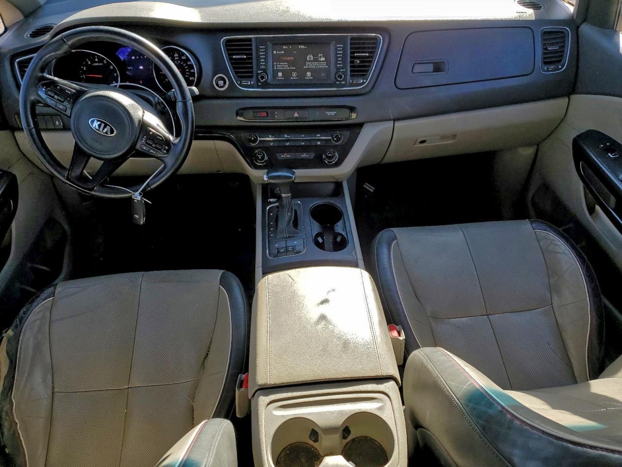 2017 KIA SEDONA