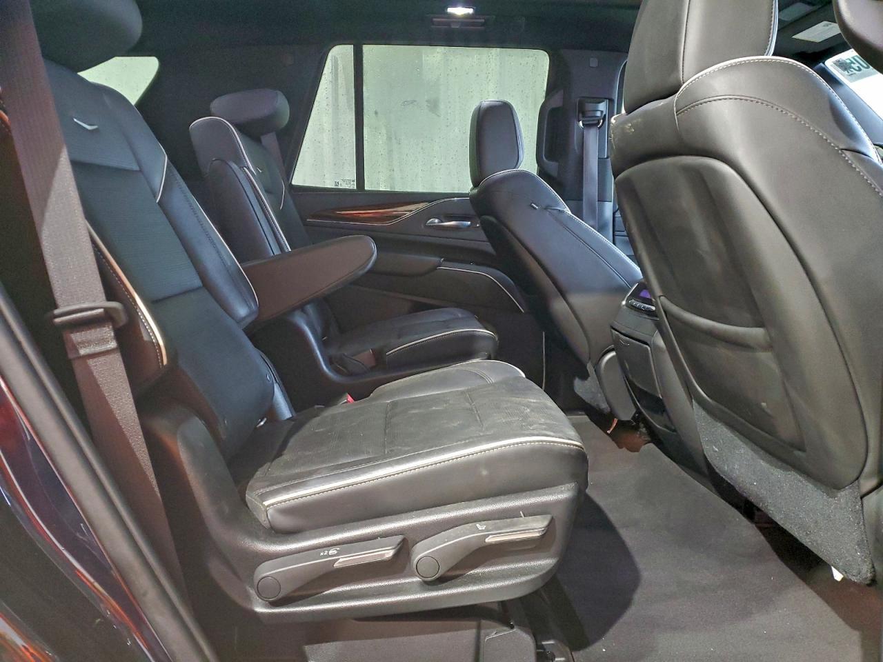 2021 CADILLAC ESCALADE