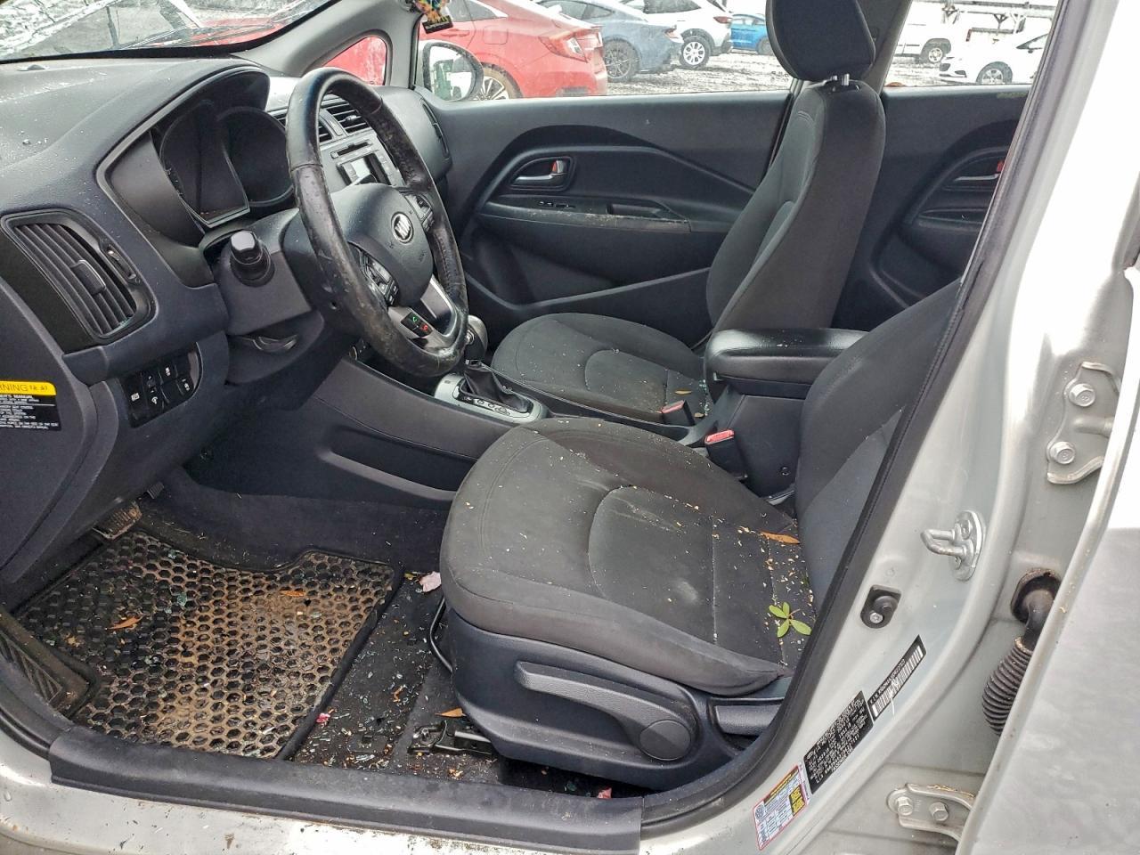 2013 KIA RIO