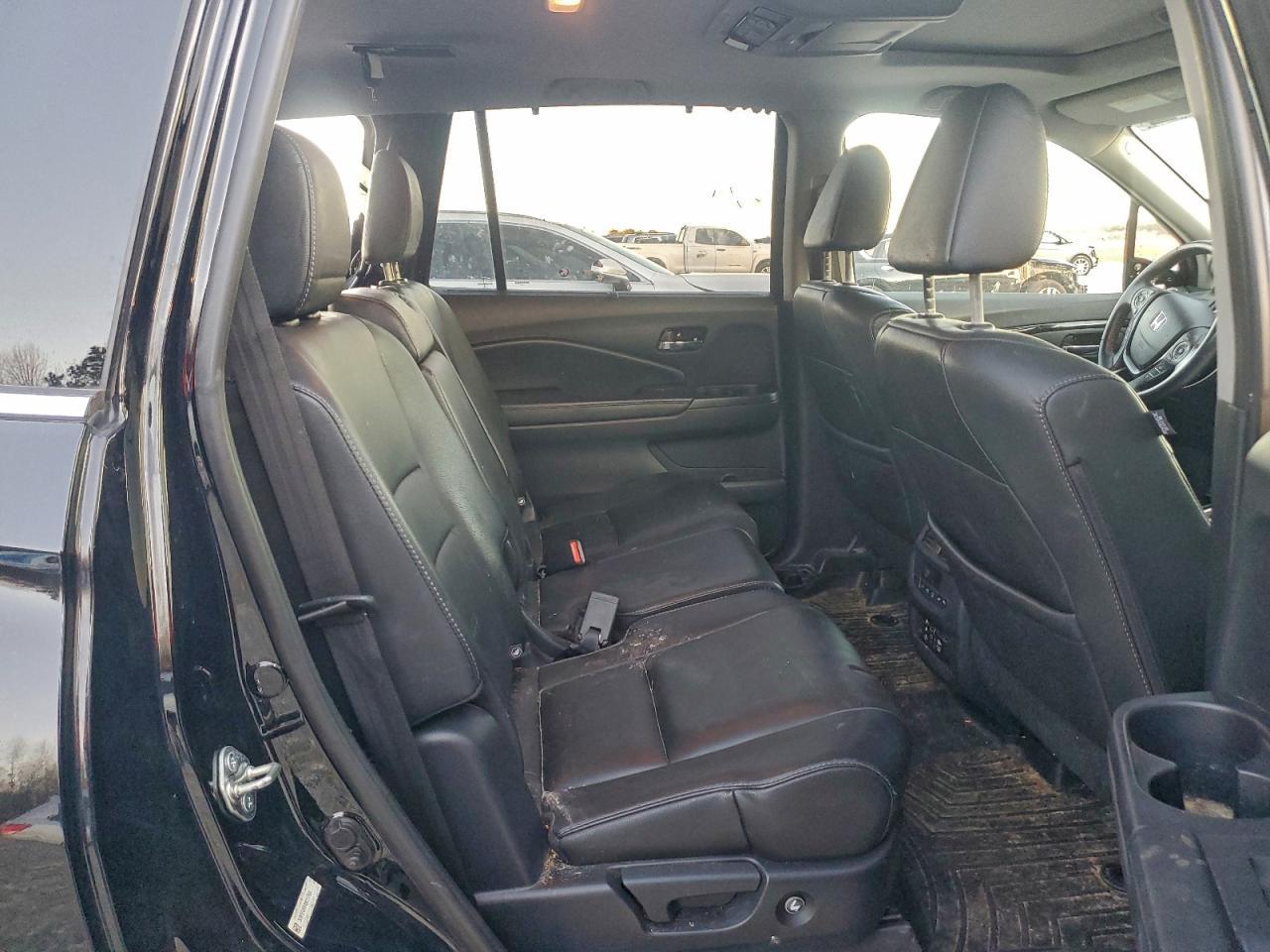 2016 HONDA PILOT
