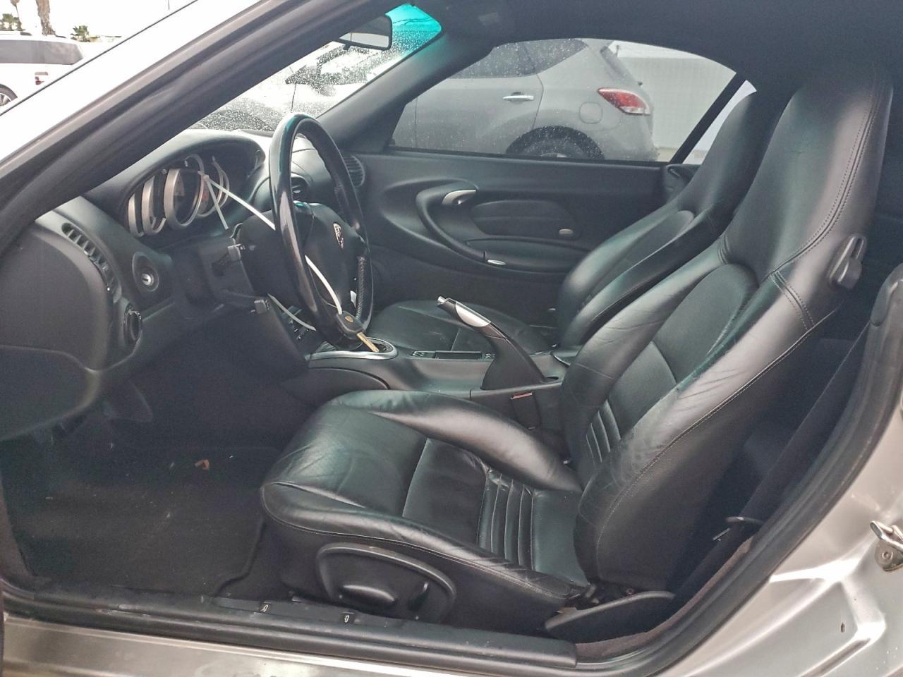 2002 PORSCHE 911