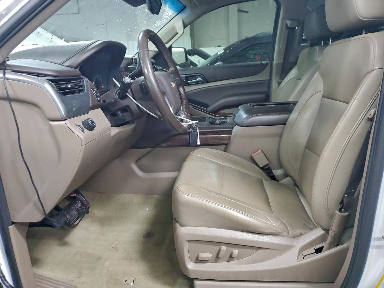 2017 CHEVROLET Suburban