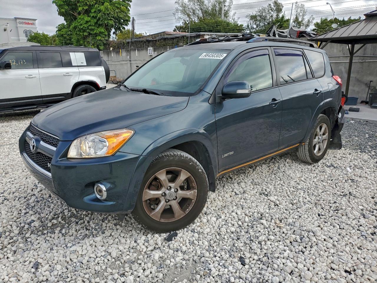 2009 TOYOTA RAV4