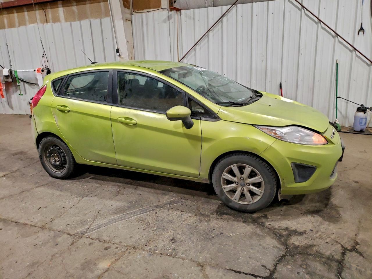 2011 FORD Fiesta
