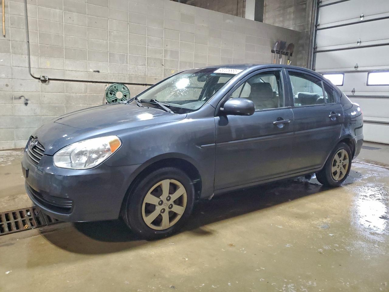 2011 HYUNDAI ACCENT