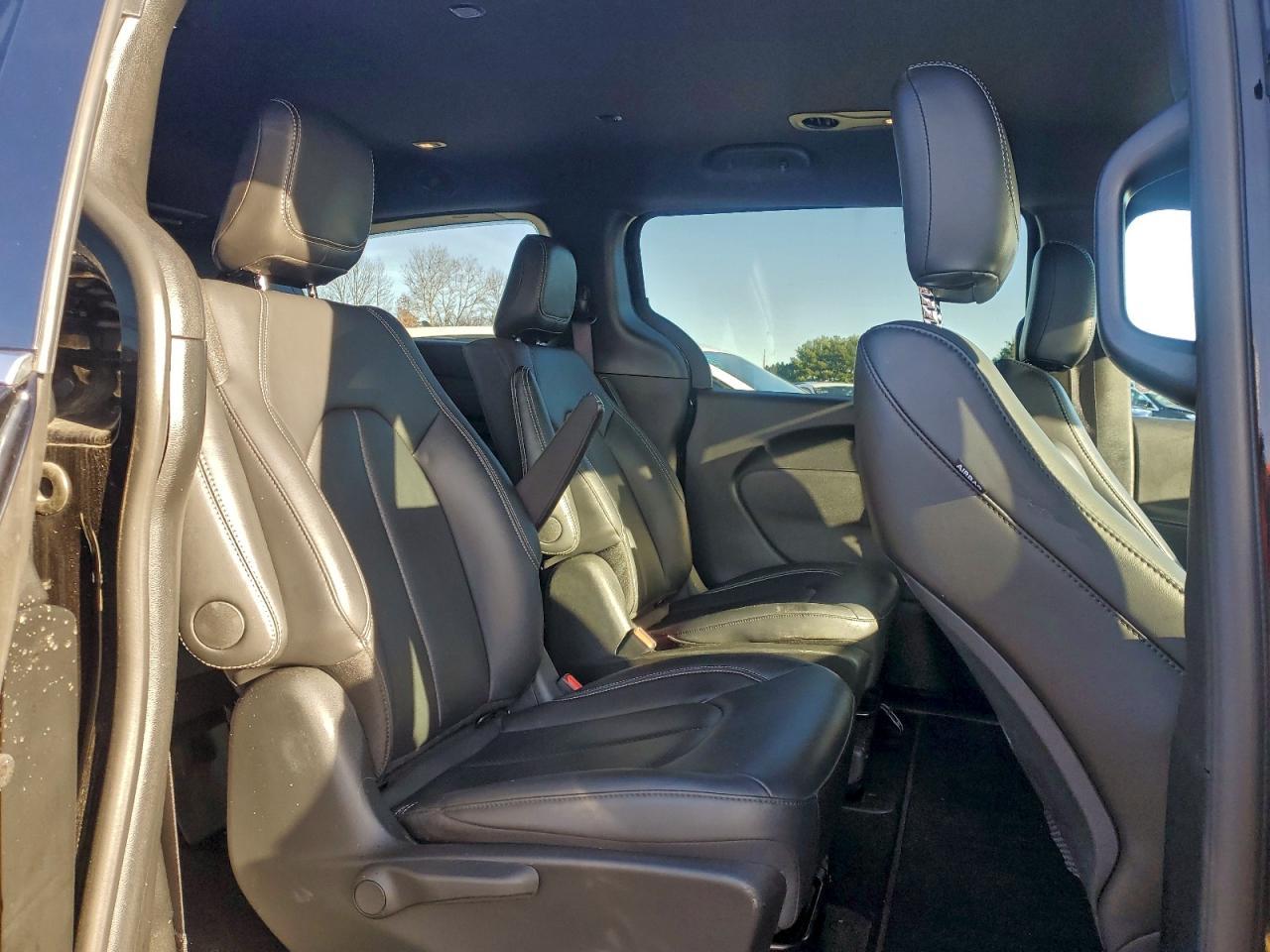 2025 CHRYSLER Pacifica