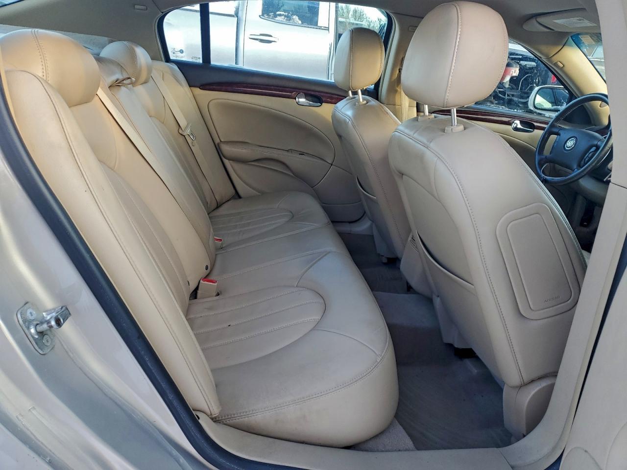 2008 BUICK Lucerne