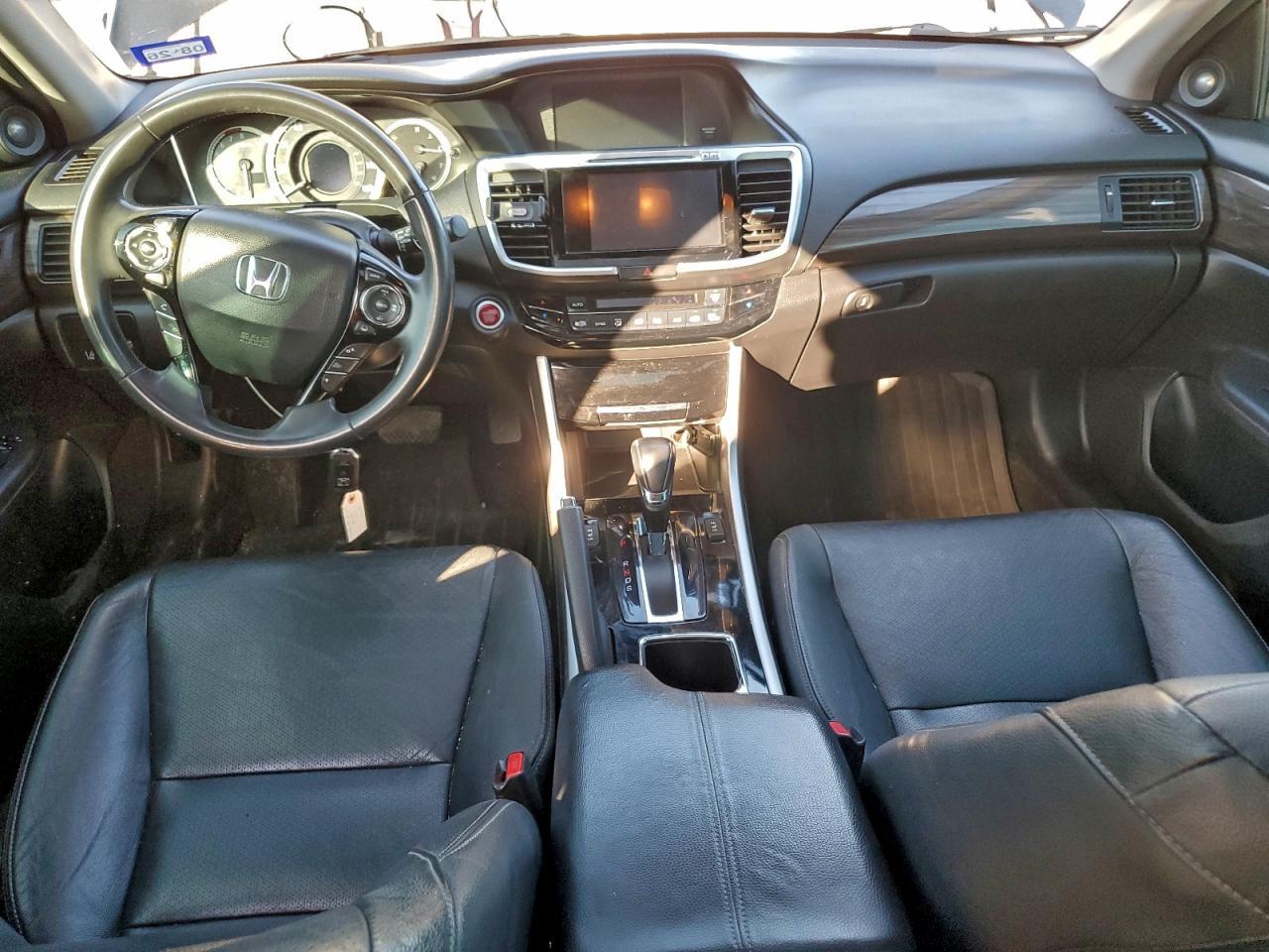 2017 HONDA ACCORD