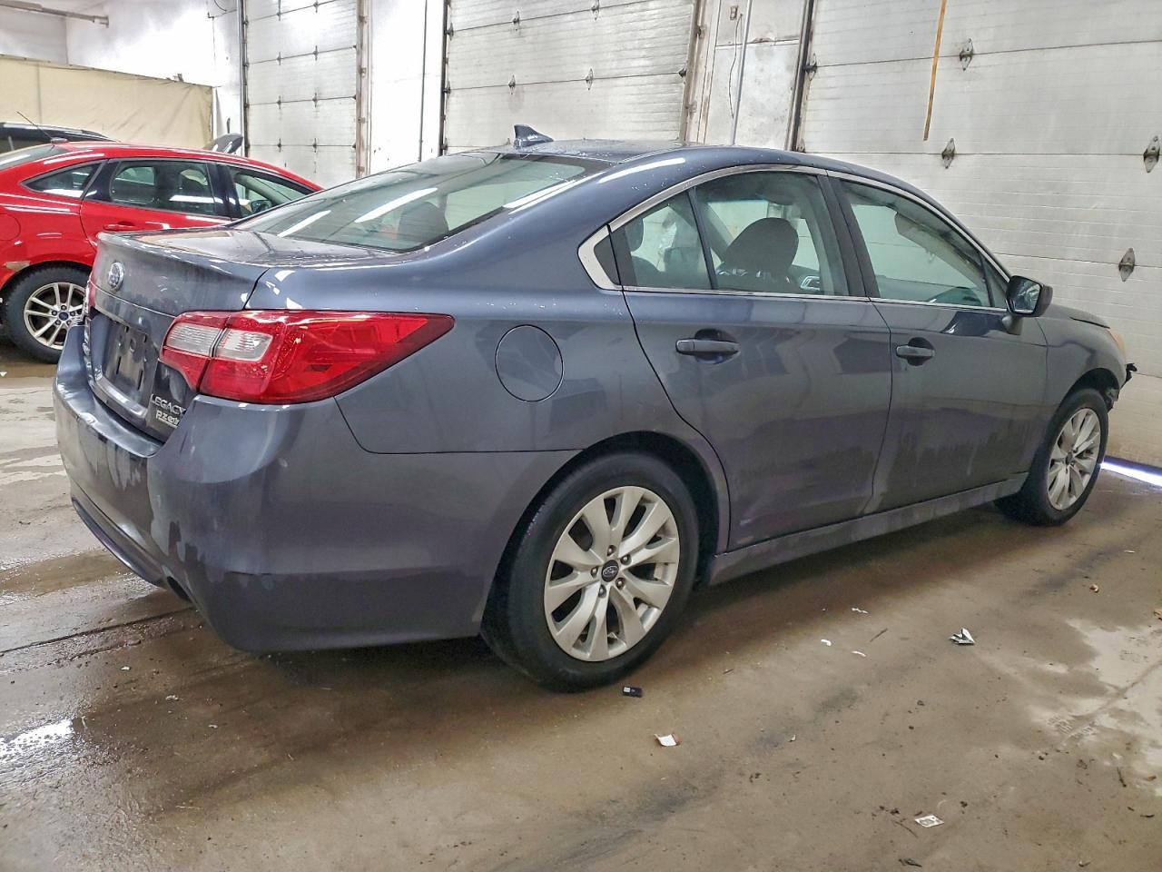 2017 SUBARU Legacy