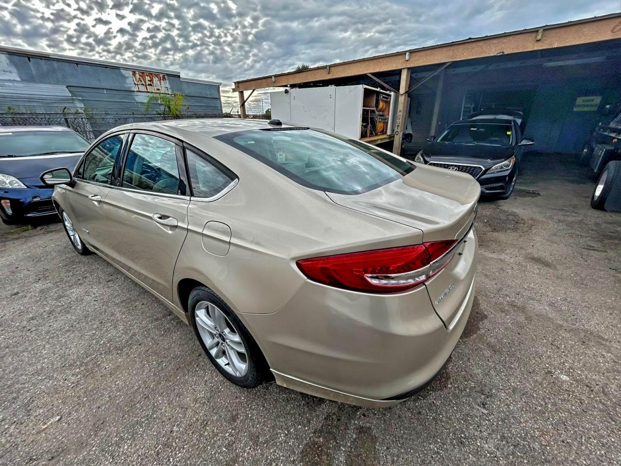2018 FORD FUSION