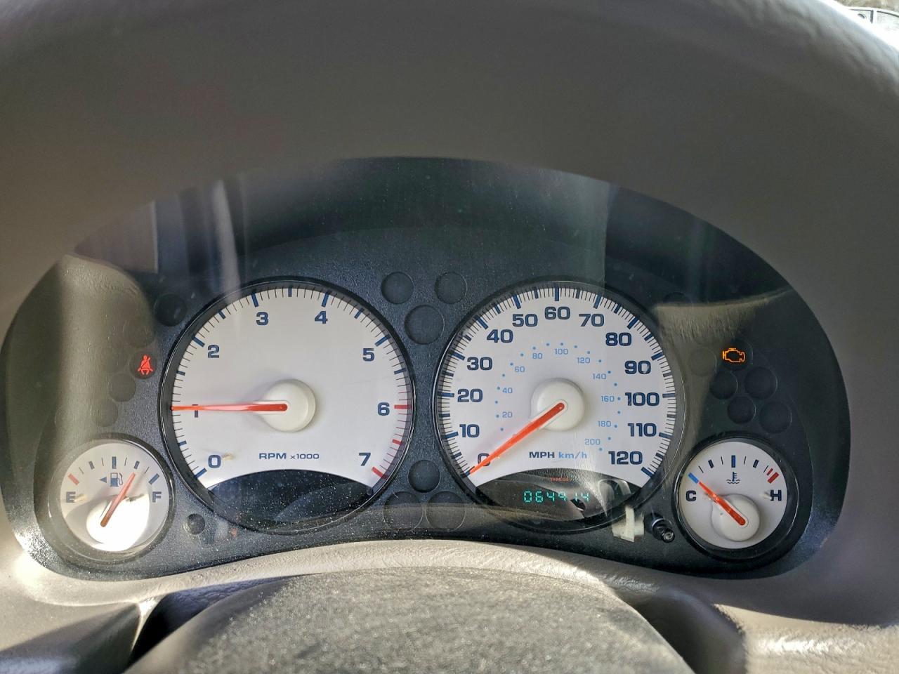 2004 JEEP Liberty
