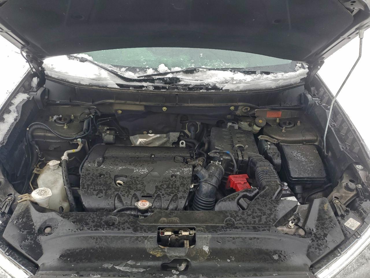 2019 MITSUBISHI RVR