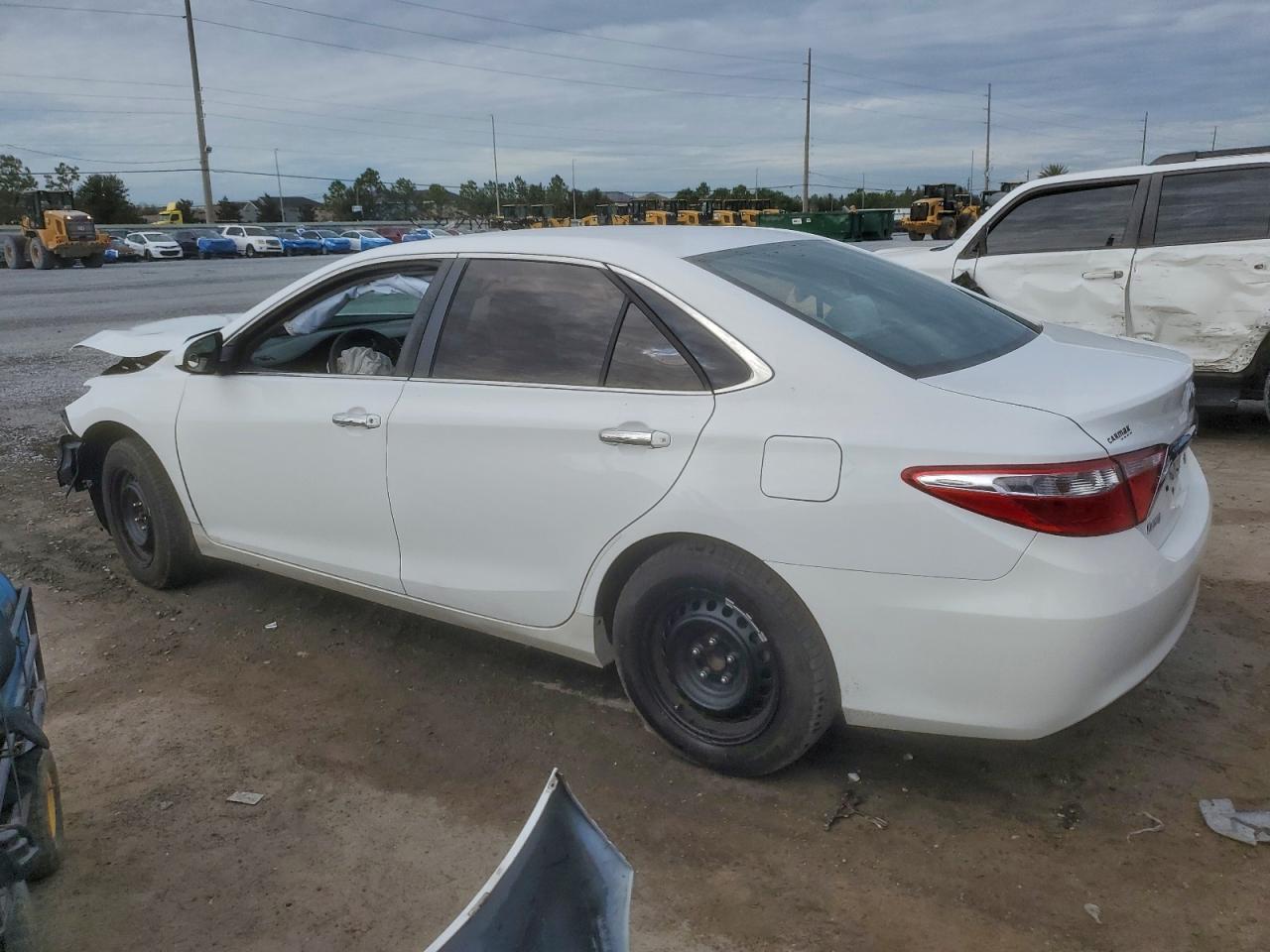 2017 TOYOTA CAMRY