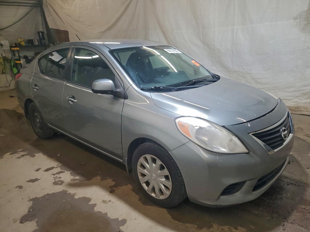 2013 NISSAN VERSA