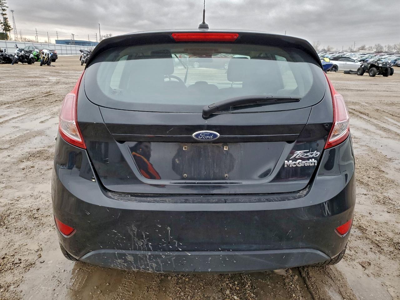 2016 FORD Fiesta