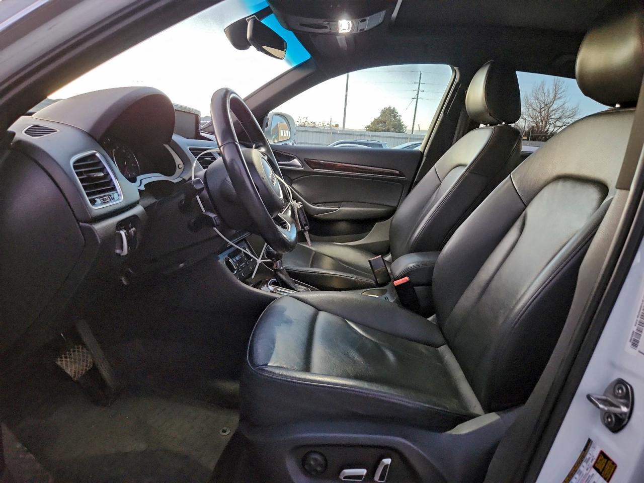2016 AUDI Q3