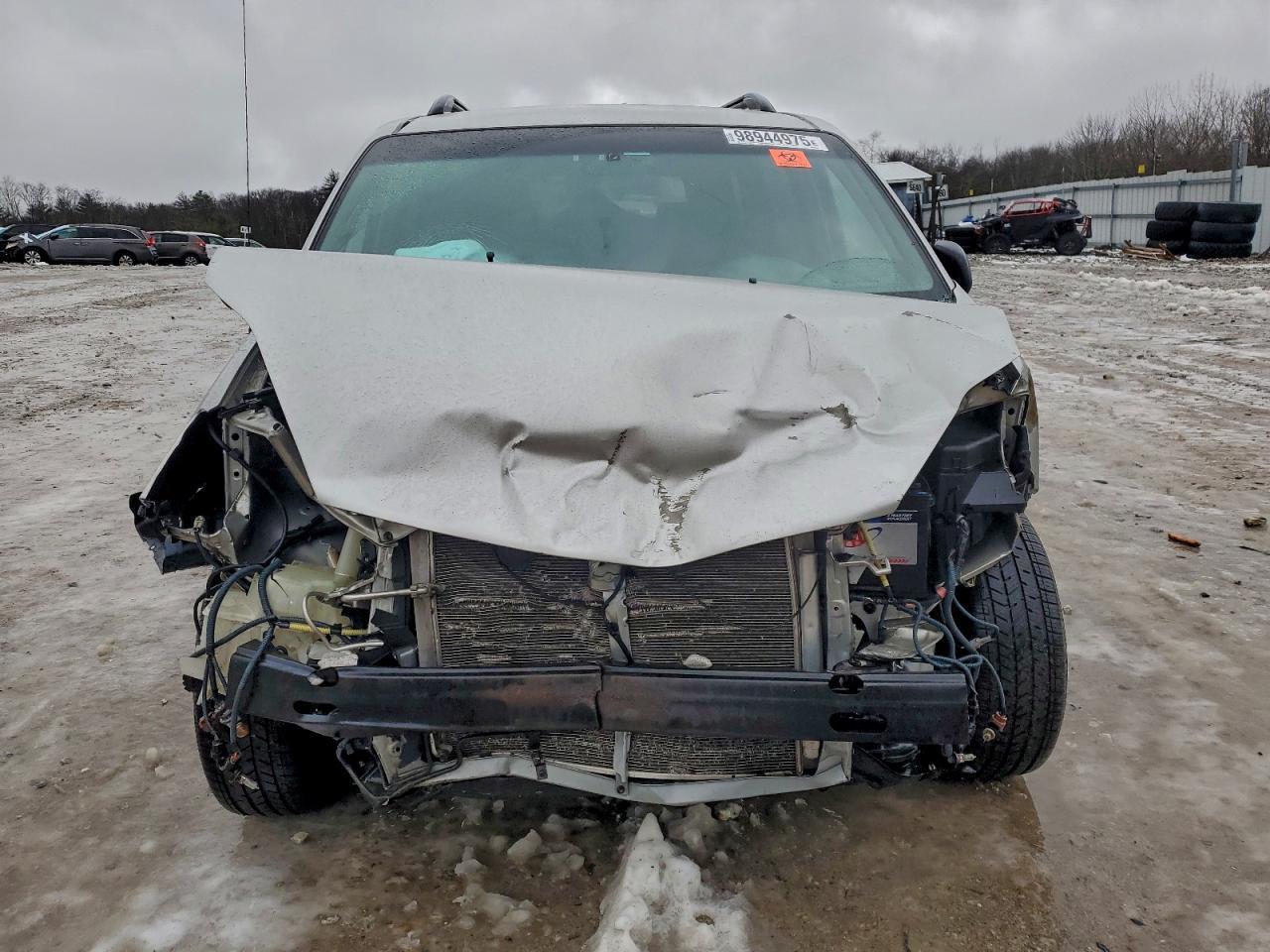 2004 TOYOTA SIENNA