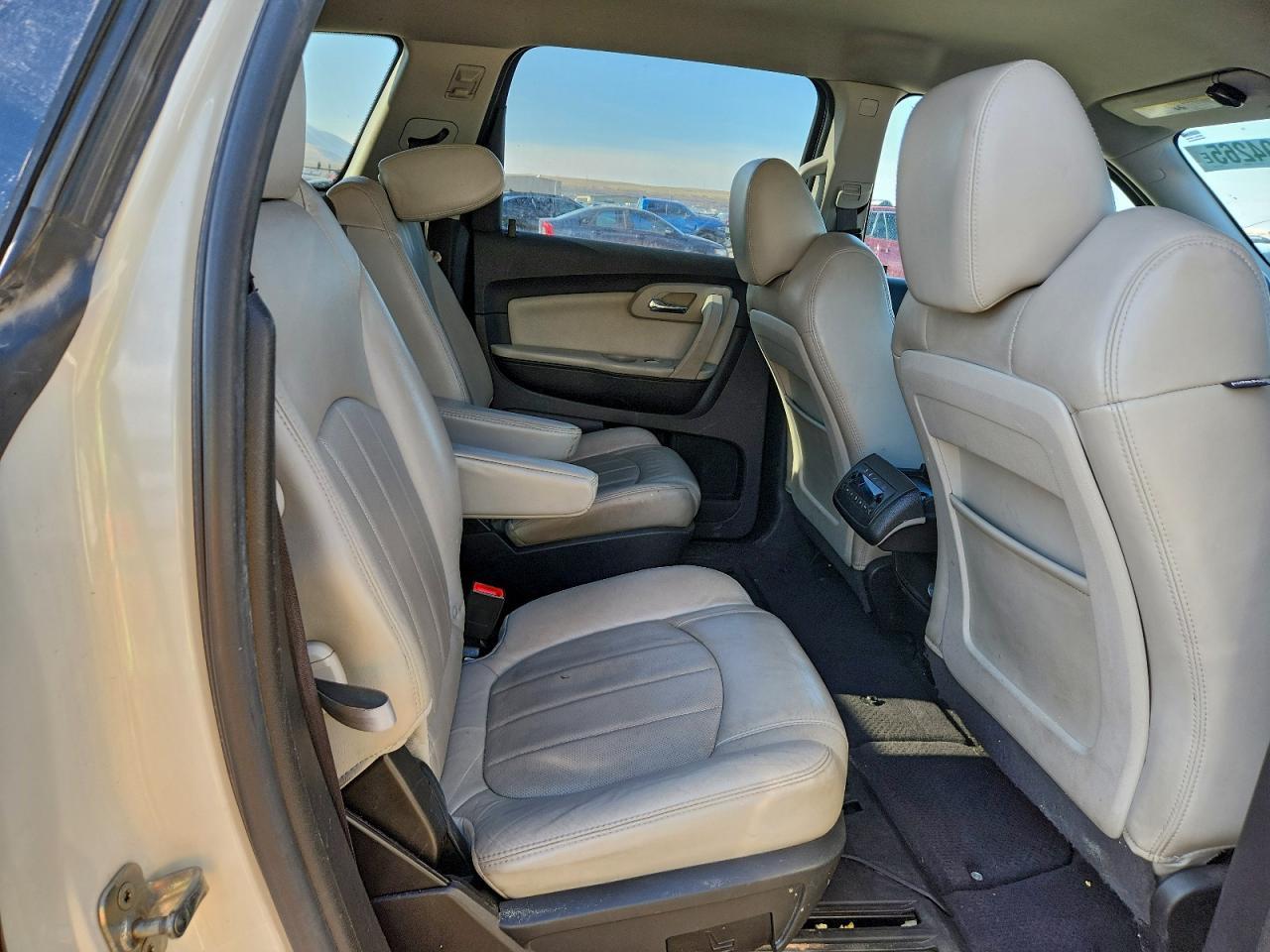 2011 CHEVROLET TRAVERSE