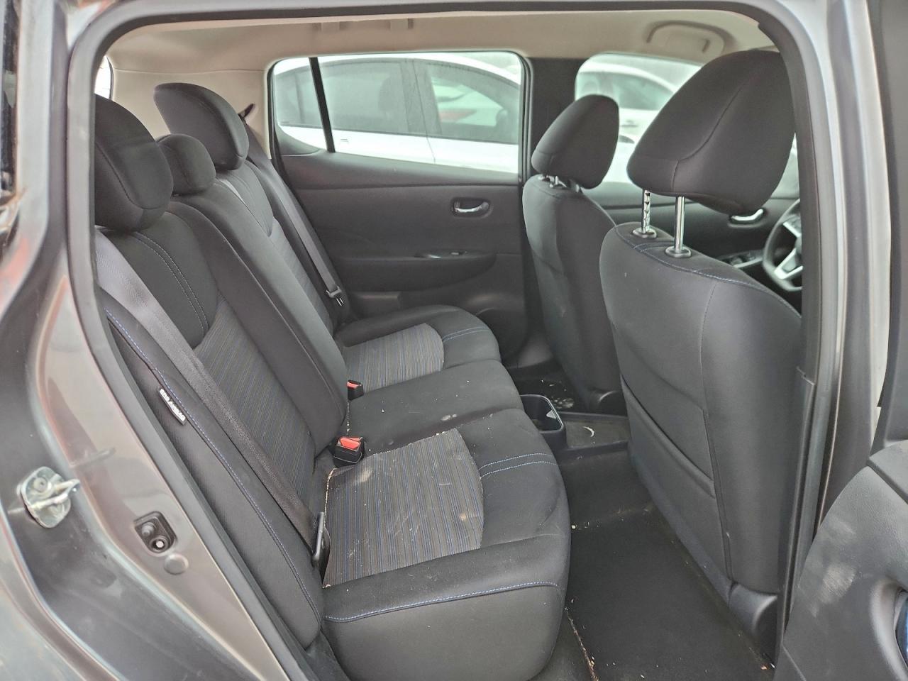 2020 NISSAN LEAF