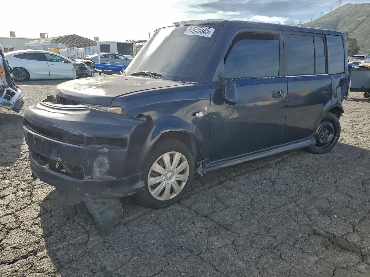 2004 TOYOTA SCION