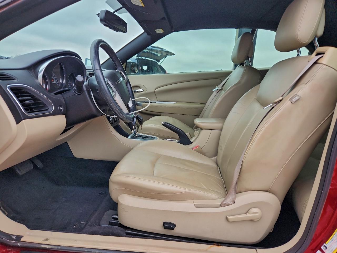 2014 CHRYSLER 200