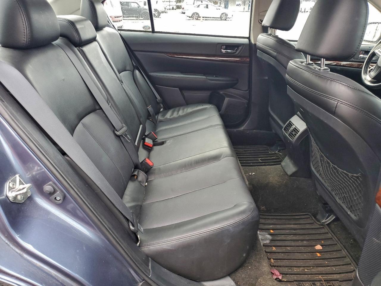 2013 SUBARU Legacy