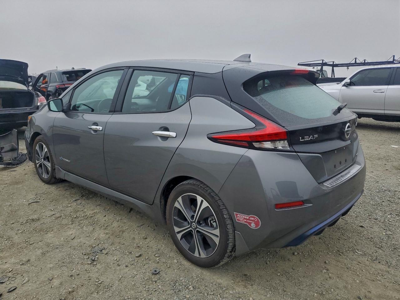 2019 NISSAN LEAF