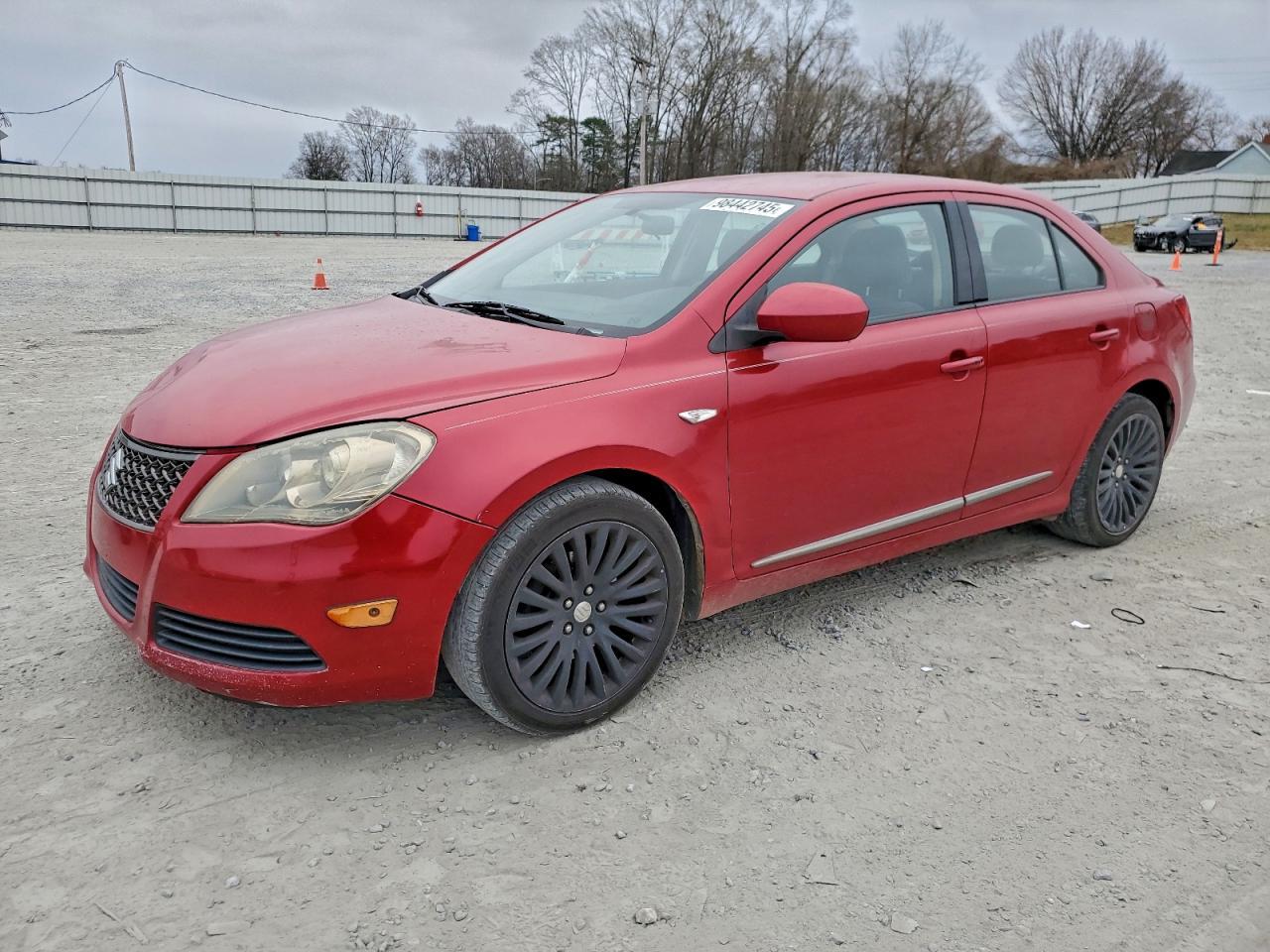 2012 SUZUKI Kizashi