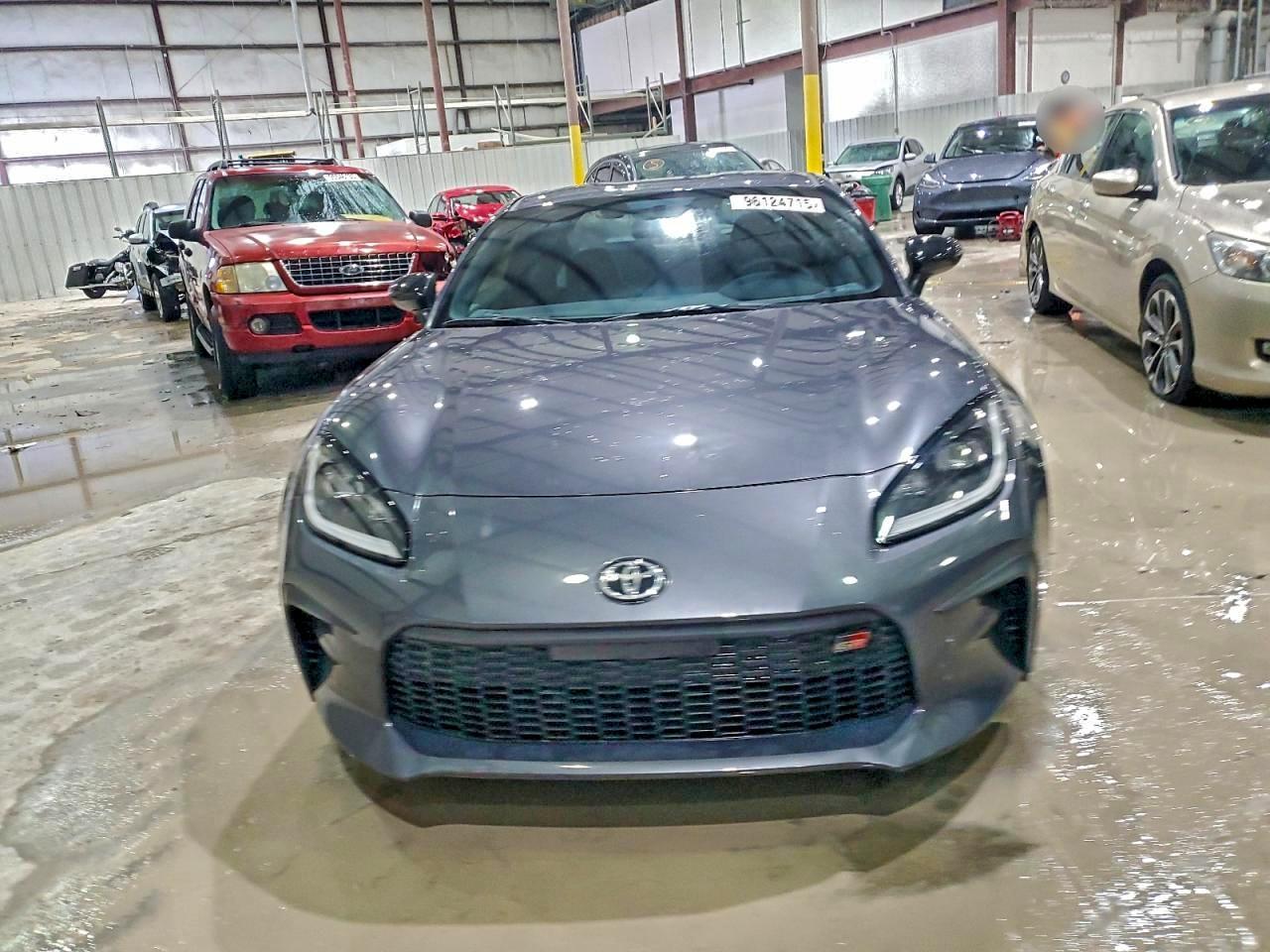 2025 TOYOTA GR 86