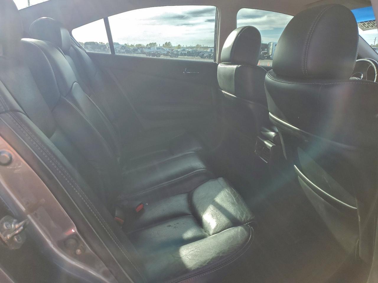 2014 NISSAN Maxima