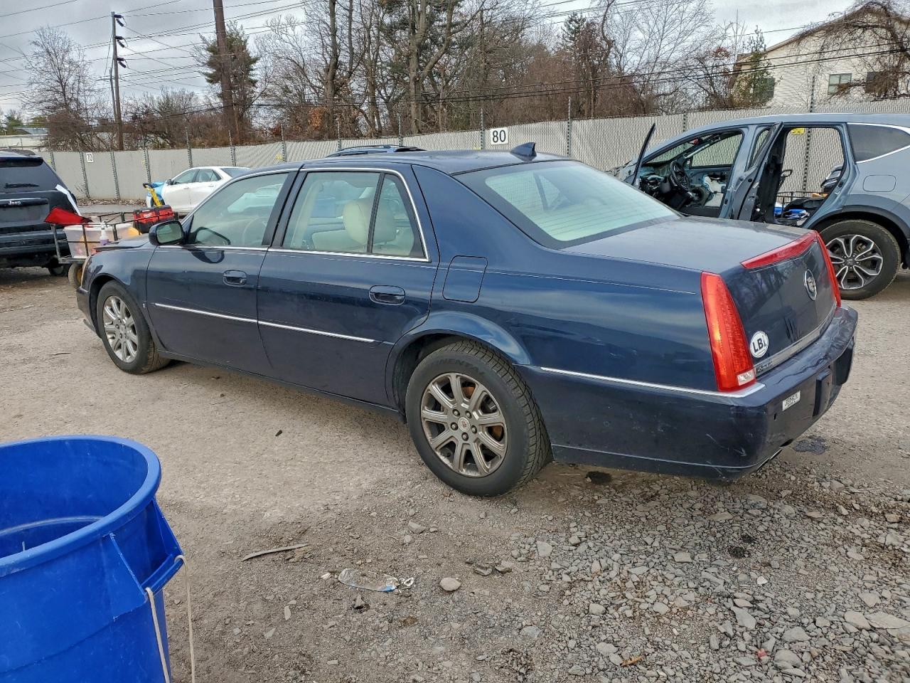 2009 CADILLAC DTS