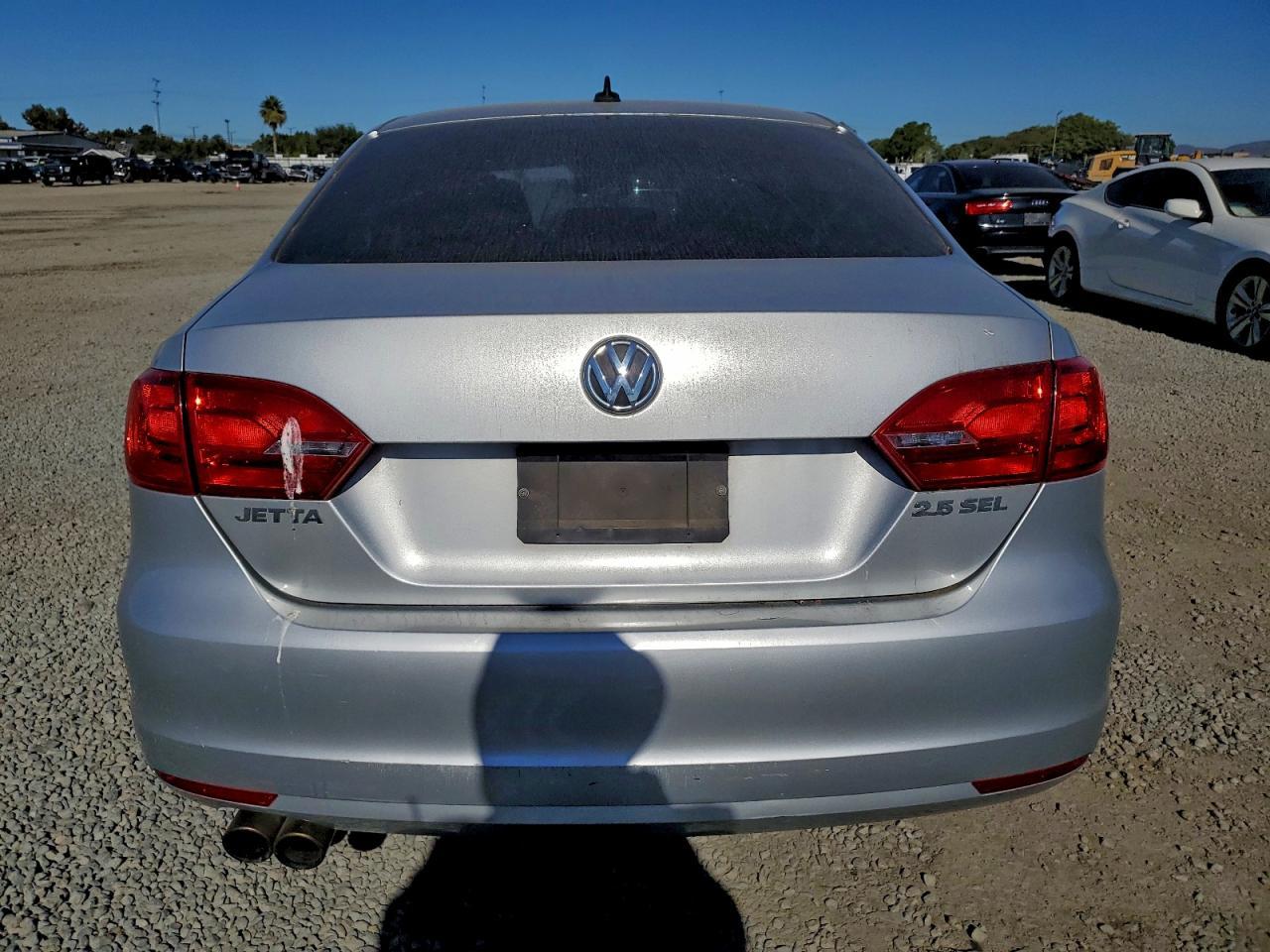 2011 VOLKSWAGEN JETTA