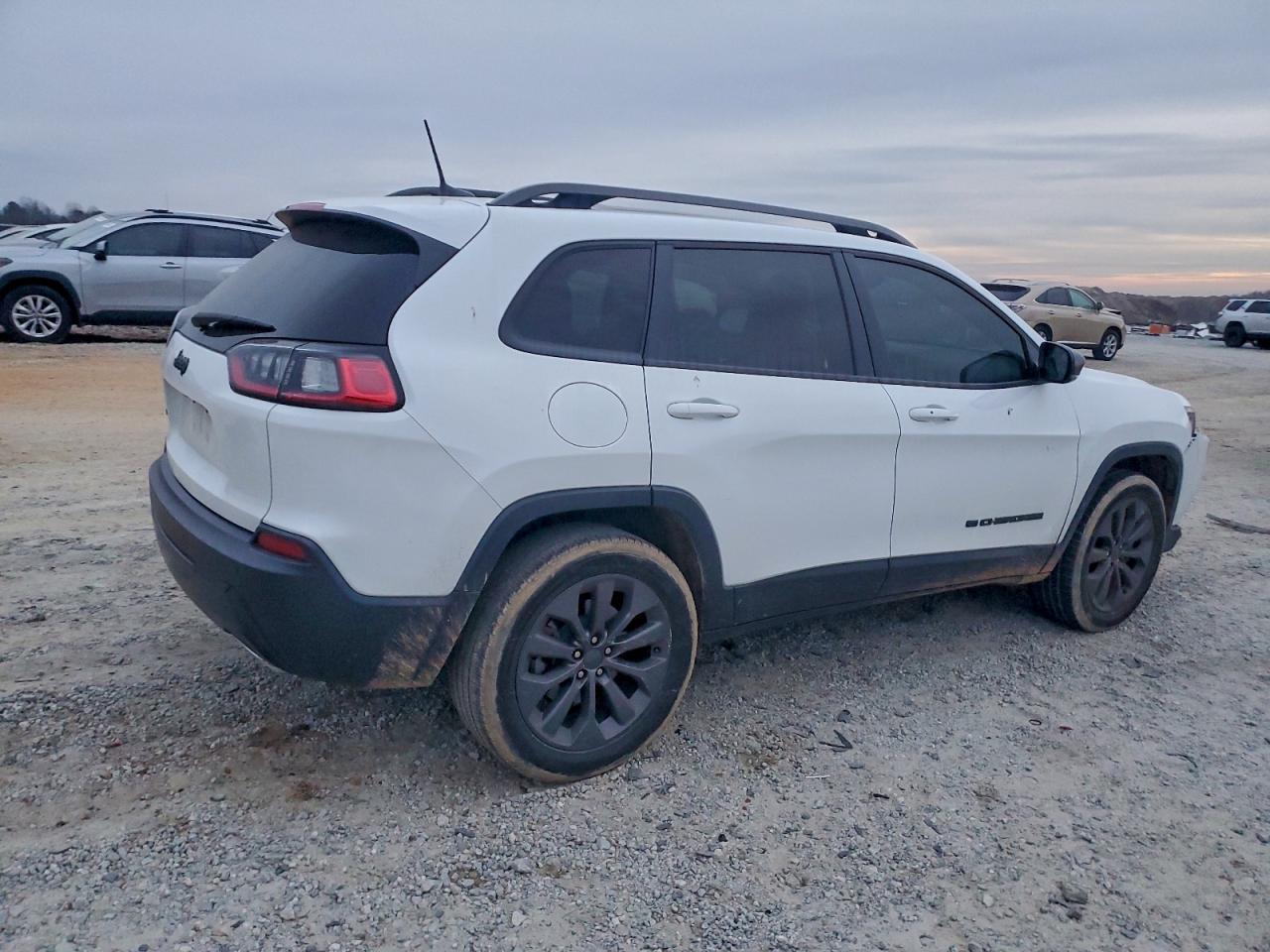 2021 JEEP CHEROKEE
