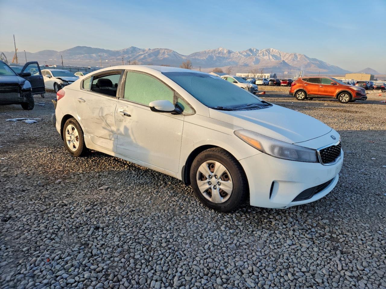 2017 KIA FORTE