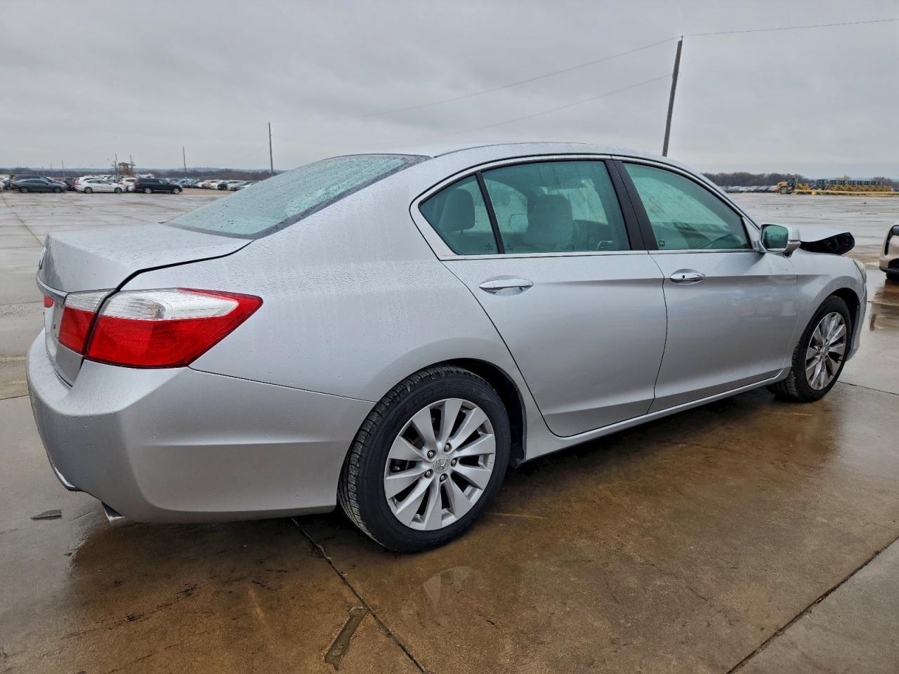 2013 HONDA ACCORD