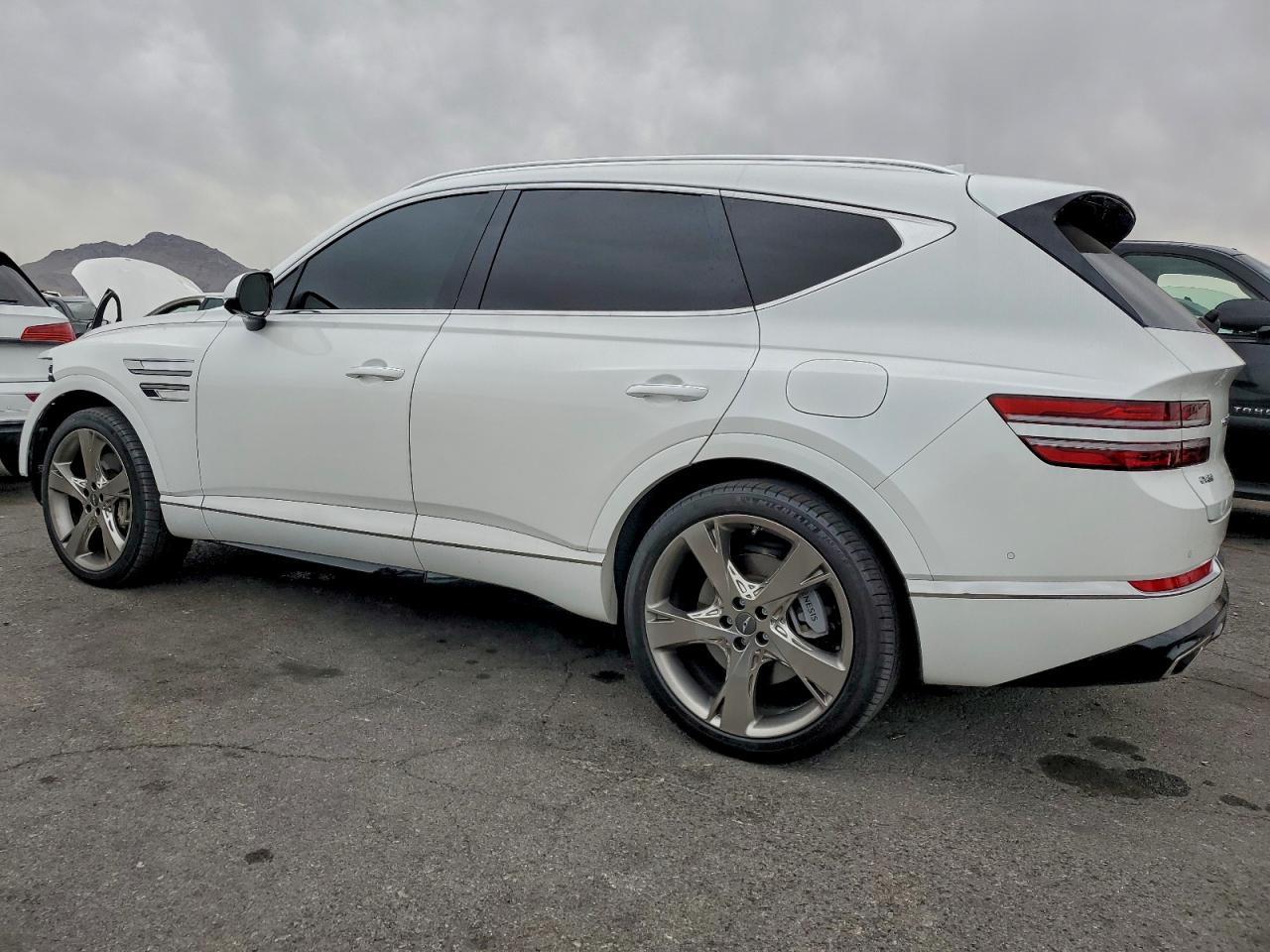 2023 GENESIS GV80